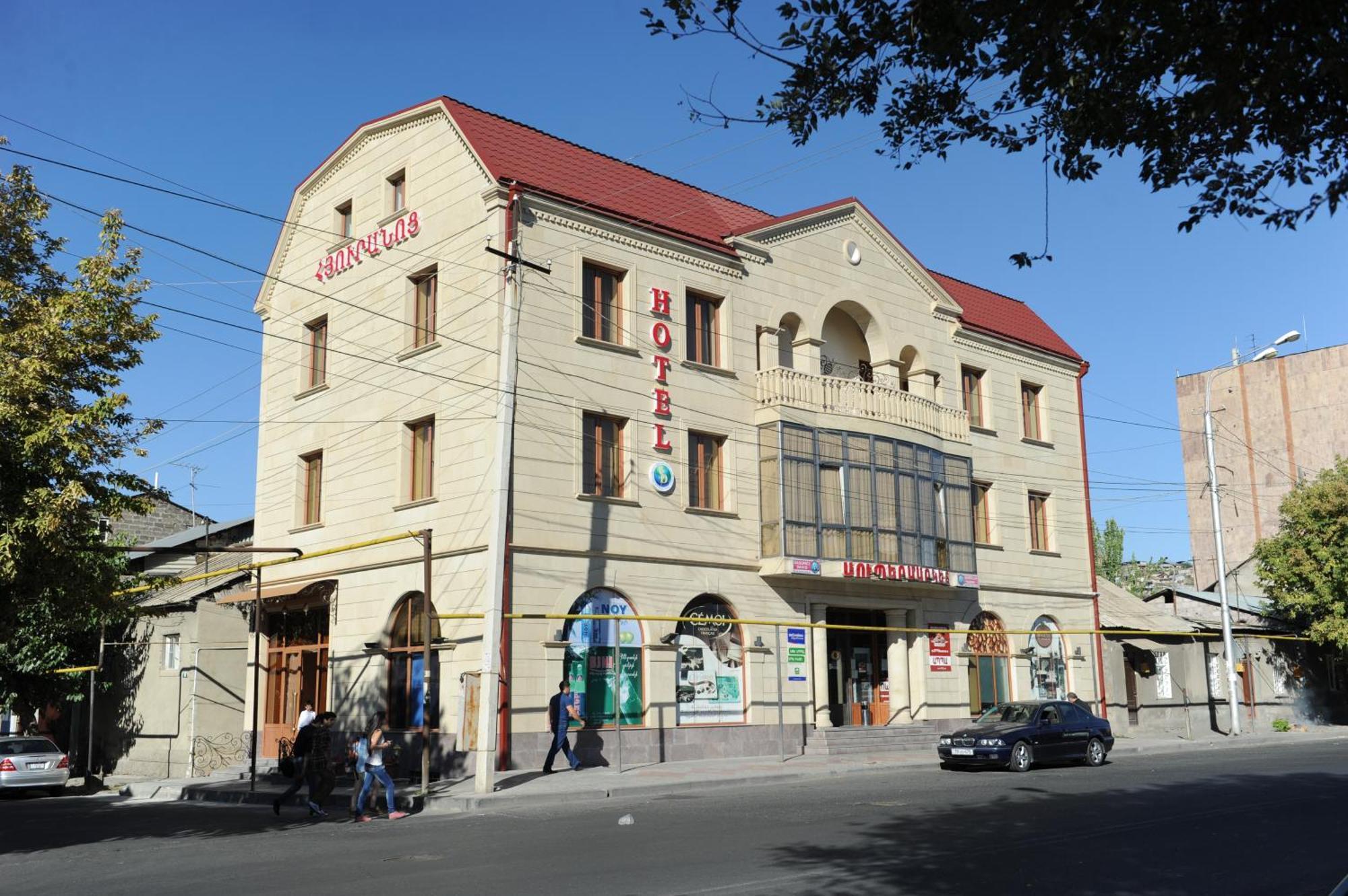 Sd Hotel Ереван Екстериор снимка