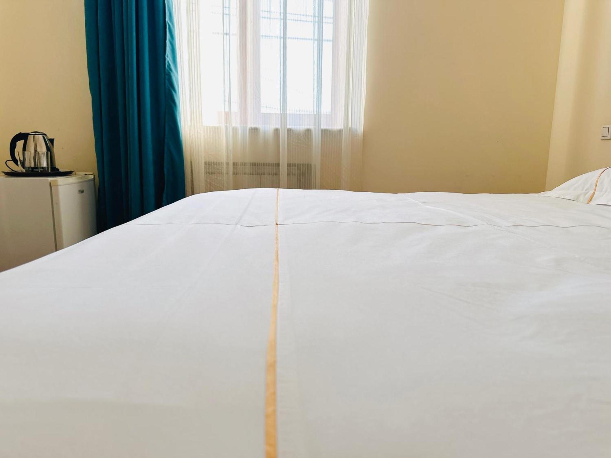 Sd Hotel Ереван Екстериор снимка