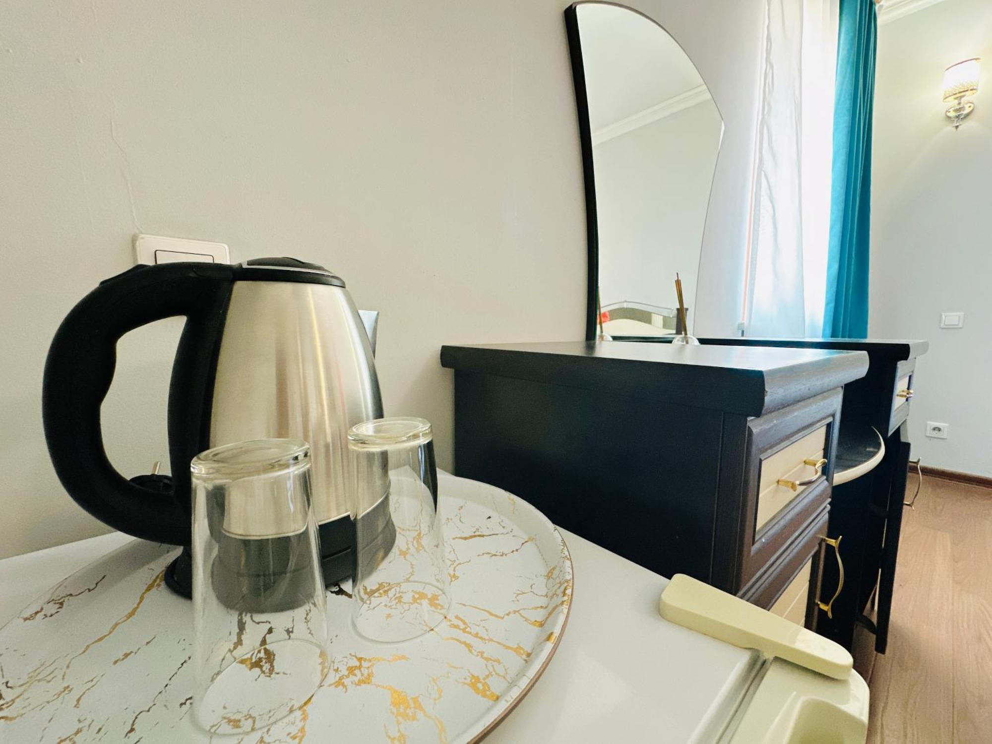 Sd Hotel Ереван Екстериор снимка